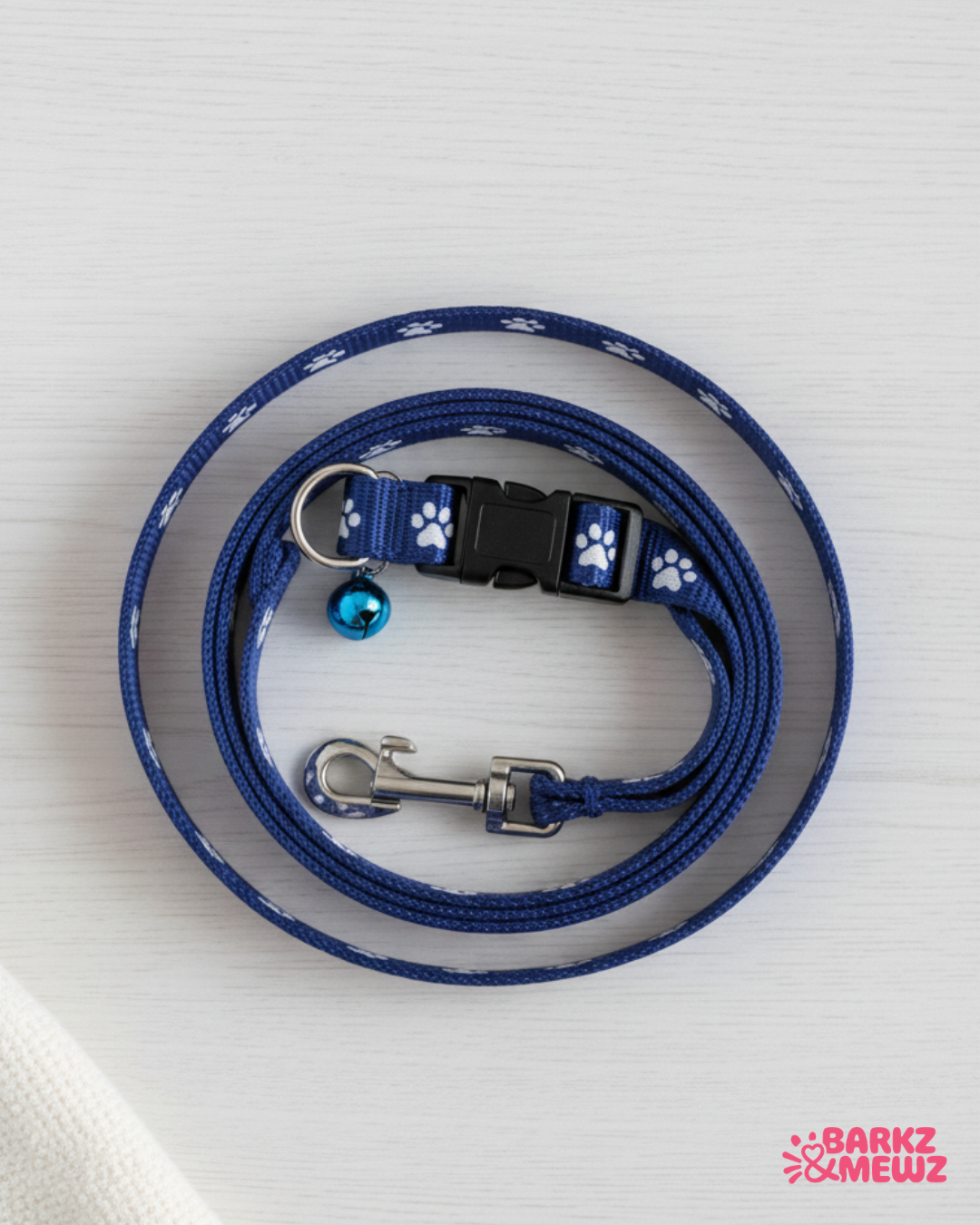 Collar & Leash – Soft Nylon + Bell (S, 10mm) view 3